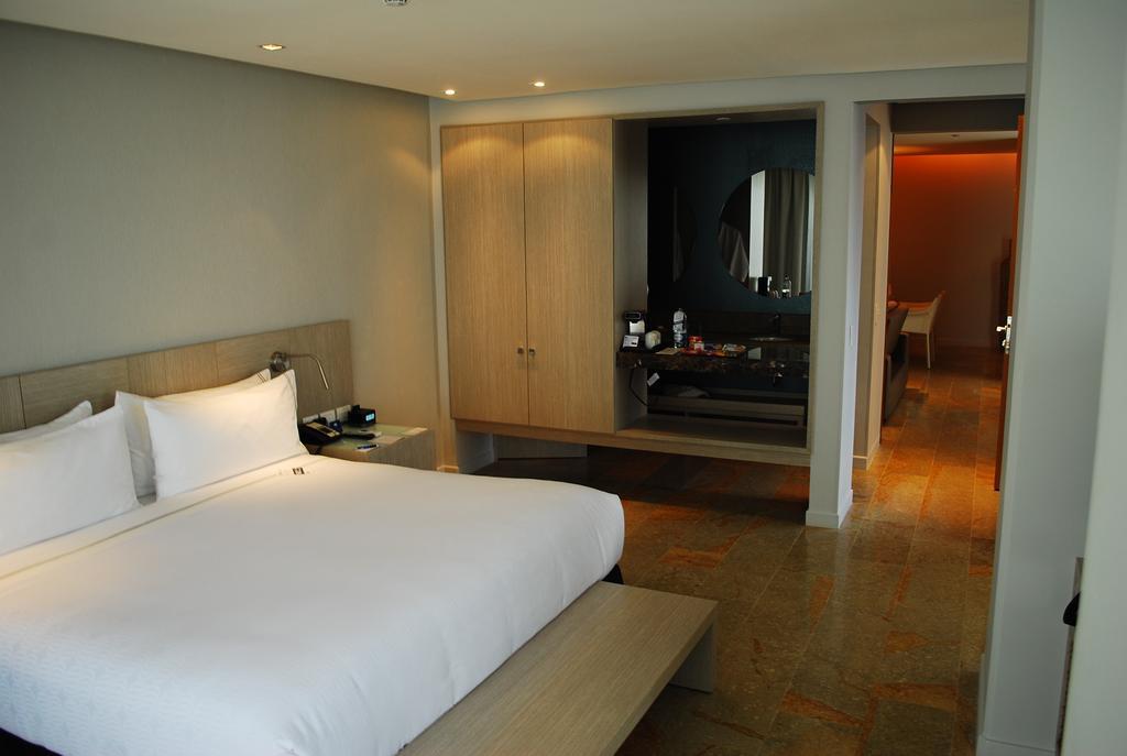 Ghl Hotel Montería Oda fotoğraf A room at the hotel